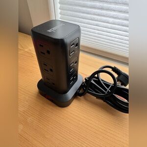 SMALLRT Tower Power Bar Surge Protector & Amp 12 Outlets 4 USB Ports Desk Charge